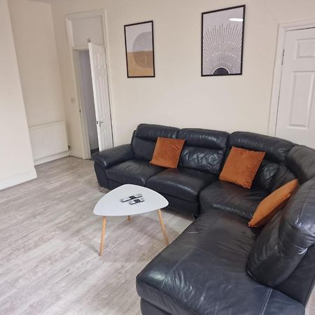 Laluna One Bedroom Apartment Newcastle ภายนอก รูปภาพ